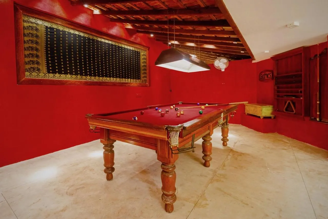 Waterland Hotel Negombo